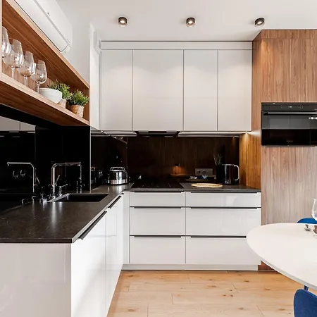 Otynska Point Prestige 4*