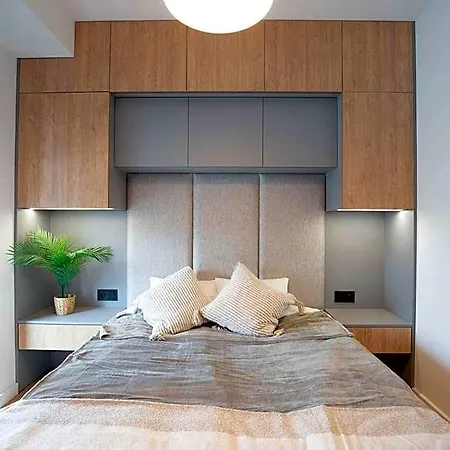 Otynska Point Prestige 4* Βρότσλαβ