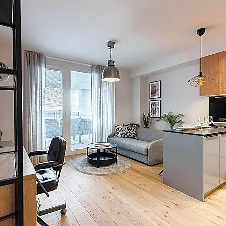 Otynska Point Prestige Ξενοδοχείο με διαμερίσματα 4*