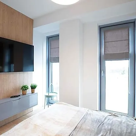 Otynska Point Prestige 4* Βρότσλαβ